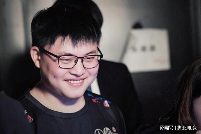 产生了深远 产生了深远