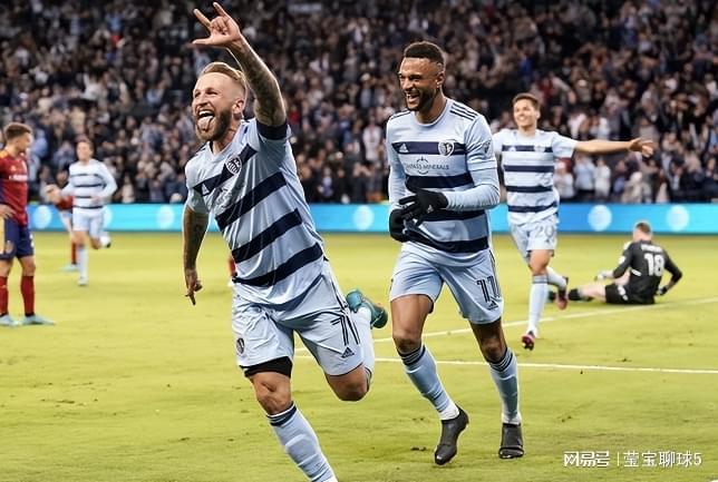 让球迷对其 让球迷对其